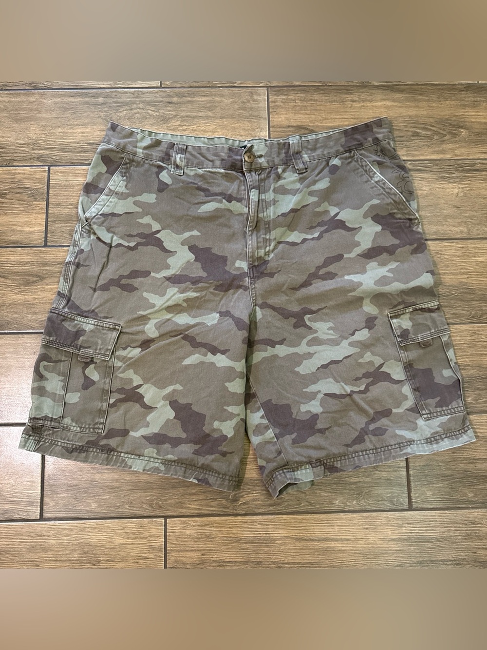 Tony Hawk Cargo Shorts Mens 40 Green Camo